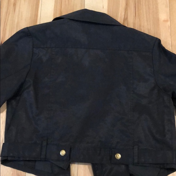 Crop Jacket - Picture 6 of 6